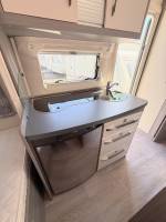 Achat Une petite caravane d'occasion récente, en parfait état, 4 places, une Hobby 390 SF Ontour, à Roques proche de Toulouse (31)