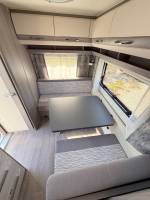 Une petite caravane d'occasion récente, en parfait état, 4 places, une Hobby 390 SF Ontour, à Roques proche de Toulouse (31)