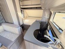 Achat Une petite caravane d'occasion récente, en parfait état, 4 places, une Hobby 390 SF Ontour, à Roques proche de Toulouse (31)