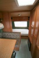 Vend Caravane occasion, lit transversal avant, 4 couchages, Sterkeman Tassili 460 CP à Roques proche de Toulouse (31)