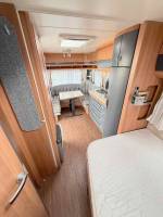 Caravane occasion, lit à la française, salon en U, 4 couchages, Hobby 460 UFe De Luxe, à Roques proche de Toulouse (31)