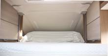 Location camping-car 4 places sur bordeaux aquitaine et toulouse occitanie lit de milieu