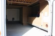 Location camping-car 4 places sur bordeaux aquitaine et toulouse occitanie lit de milieu