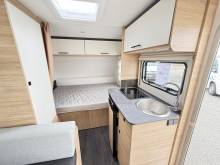 Achat Caravane occasion, moins de 6 m, 4 places, presque neuve, Caravelair Alba 390, à Roques, proche de Toulouse 31