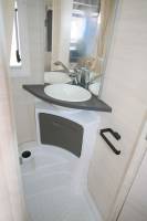 Caravane occasion 4 couchages, lit central, presque neuve, climatisation, Caravelair Artica 490, à Roques, proche de Toulouse (31)