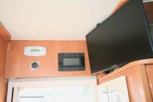 Vacances et loisirs présente un nouveau camping-car intégral occasion, boite automatique, lit central, lit de pavillon, Autostar Prestige I730 LC, à Roques proche de Toulouse (31), à Roques proche de Toulouse (31) 