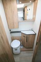 Achat Camping-car profilé occasion, lit central, lit de pavillon, salon face à face, climatisation moteur et cellule, Bavaria T746 Fc, à Roques proche de Toulouse (31)