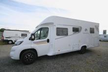 Camping-car profilé occasion, lit central, lit de pavillon, salon face à face, climatisation moteur et cellule, Bavaria T746 Fc, à Roques proche de Toulouse (31)