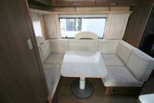 Achat Caravane Occasion 4 couchages, lit à la française, salon en U, Bürstner 450 TS Averso Top, à Roques, proche de Toulouse (31)