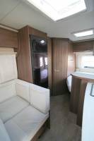 Achat Caravane Occasion 4 couchages, lit à la française, salon en U, Bürstner 450 TS Averso Top, à Roques, proche de Toulouse (31)