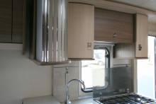 Achat Caravane Occasion 4 couchages, lit à la française, salon en U, Bürstner 450 TS Averso Top, à Roques, proche de Toulouse (31)