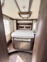 Vend Camping-car occasion intégral, lit central, lit de pavillon, poids lourd, boîte automatique, Bürstner Elégance I 800, à Roques proche de Toulouse (31)