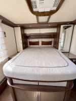 Achat Camping-car occasion intégral, lit central, lit de pavillon, poids lourd, boîte automatique, Bürstner Elégance I 800, à Roques proche de Toulouse (31)