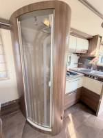 Vend Camping-car occasion intégral, lit central, lit de pavillon, poids lourd, boîte automatique, Bürstner Elégance I 800, à Roques proche de Toulouse (31)