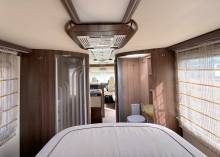 Achat Camping-car occasion intégral, lit central, lit de pavillon, poids lourd, boîte automatique, Bürstner Elégance I 800, à Roques proche de Toulouse (31)