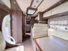 Vend Camping-car occasion intégral, lit central, lit de pavillon, poids lourd, boîte automatique, Bürstner Elégance I 800, à Roques proche de Toulouse (31)