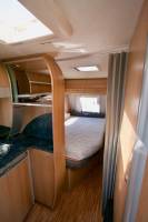 Caravane occasion, salon en U, 4 couchages, Bürstner Belcanto 460 TS, à Roques proche Toulouse (31)