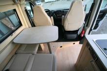 Achat Fourgon/Van aménagé d’occasion, presque neuf, lit sur soute, lit de pavillon, 4 couchages adultes, Campereve Campervan XL Limited, à Roques proche de Toulouse (31)