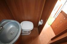 Camping-car profilé d’occasion, lit central, climatisation cellule, 4 places, 3 couchages, Capron Carado Mobil T 449, à Roques sur Garonne proche de Toulouse (31)