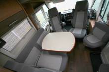 Camping-car intégral occasion, moins de 7 m, 4 places, lits jumeaux et de pavillon, Carthago Compactline I 143 LE, à Roques près de Toulouse (31)