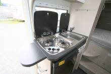 Camping-car profilé d'occasion, presque neuf, lit sur soute, moins de 6 m, Challenger Genesis 194, à Roques proche de Toulouse (31)