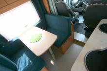 Camping-car profilé occasion, lit sur grande soute, 4 couchages, Challenger Genesis 40, à Roques, proche Toulouse (31)