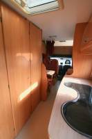 Vend Camping-car capucine occasion, petit prix, lits superposés, 7 m, double dînette, 7 couchages, 5 places carte grise, Chausson Flash 05, à Roques proche de Toulouse (31)