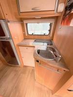 Camping-car profilé occasion, lit sur soute, 7 m, Chausson Flash 18, à Roques proche de Toulouse (31)