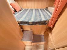 Vend Camping-car profilé occasion, lit sur soute, 7 m, Chausson Flash 18, à Roques proche de Toulouse (31)