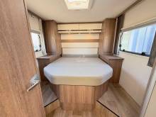 Camping-car intégral occasion, lit central et de pavillon, Dethleffs Trend I 7057 DBM, chez Vacances et Loisirs à Roques, Midi-Pyrénées.