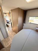 Vend Camping-car intégral occasion, lit central et de pavillon, Dethleffs Trend I 7057 DBM, chez Vacances et Loisirs à Roques, Midi-Pyrénées.