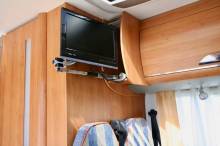 Camping-car profilé occasion, lit sur soute, Renault, Eriba 646 GT R, à Roques près de Toulouse (31)