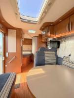 Superbe Camping-car Intégral Occasion, Lit à la française, 4 couchages, Eriba Jet 653 , chez Vacances et Loisirs spécialiste du camping-car d'occasion à Roques, proche de Toulouse (31)