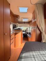 Superbe Camping-car Intégral Occasion, Lit à la française, 4 couchages, Eriba Jet 653 , chez Vacances et Loisirs spécialiste du camping-car d'occasion à Roques, proche de Toulouse (31)