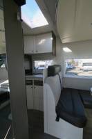 Achat Camping-car profilé occasion, 5 places, 6 couchages, lits superposés et lit de pavillon, Chausson Flash 716 à Roques proche de Toulouse (31)