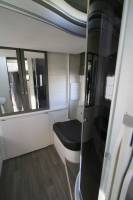 Achat Camping-car profilé occasion, 5 places, 6 couchages, lits superposés et lit de pavillon, Chausson Flash 716 à Roques proche de Toulouse (31)