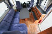 Vend Camping-car intégral occasion, Mercedes, Maxi-salon, Frankia compact Class I 640 SD, à Roques, proche de Toulouse (31)