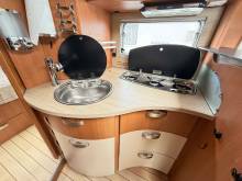 Camping-car intégral occasion, lit central et de pavillon, Pilote G 741 LC, chez Vacances et Loisirs à Roques proche de Toulouse (31)