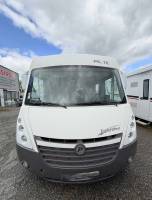 Camping-car intégral occasion, lit central et de pavillon, Pilote G 741 LC, chez Vacances et Loisirs à Roques proche de Toulouse (31)