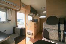 Achat Camping-car capucine occasion, 5 places, 7 couchages, Roller Team Granduca GT, à Roques proche de Toulouse (Midi-Pyrénées)