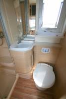 Vend Camping-car capucine occasion, 5 places, 7 couchages, Roller Team Granduca GT, à Roques proche de Toulouse (Midi-Pyrénées)