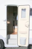 Vend Camping-car capucine occasion, 5 places, 7 couchages, Roller Team Granduca GT, à Roques proche de Toulouse (Midi-Pyrénées)