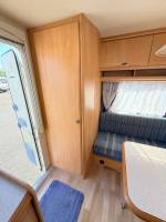 Caravane Occasion 4 couchages, lit transversal, Hobby 400 UF De Luxe easy, à Roques Proche de Toulouse (31)