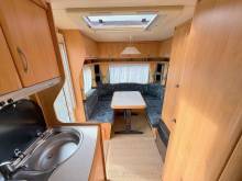 Caravane occasion, lit transversal, salon en U, Hobby 450 UF Excellent, à Roques, proche de Toulouse (31)