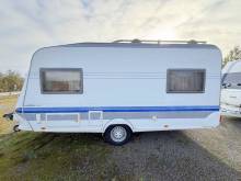 Caravane occasion, lit transversal, salon en U, Hobby 450 UF Excellent, à Roques, proche de Toulouse (31)