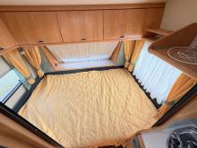 Vend Caravane occasion, lit transversal, salon en U, Hobby 450 UF Excellent, à Roques, proche de Toulouse (31)