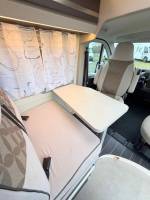 Achat Fourgon aménagé occasion, moins de 6 m, 3 couchages, récent, Rimor Horus 38, à Roques proche de Toulouse (31)