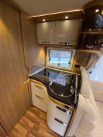 Achat Camping-car intégral occasion, poids lourd, lit de milieu, Hymer B 698, à Roques proche de Toulouse (31)