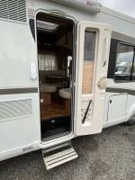 Vend Camping-car intégral occasion, poids lourd, lit de milieu, Hymer B 698, à Roques proche de Toulouse (31)