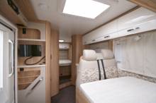 Achat Camping-car intégral occasion, 4 places, peu de kilomètres, Hymer Classic-i 698, à Roques, Toulouse (31)